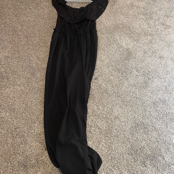 Very nice evening dress size is XL like new condition - Picture 3 of 4